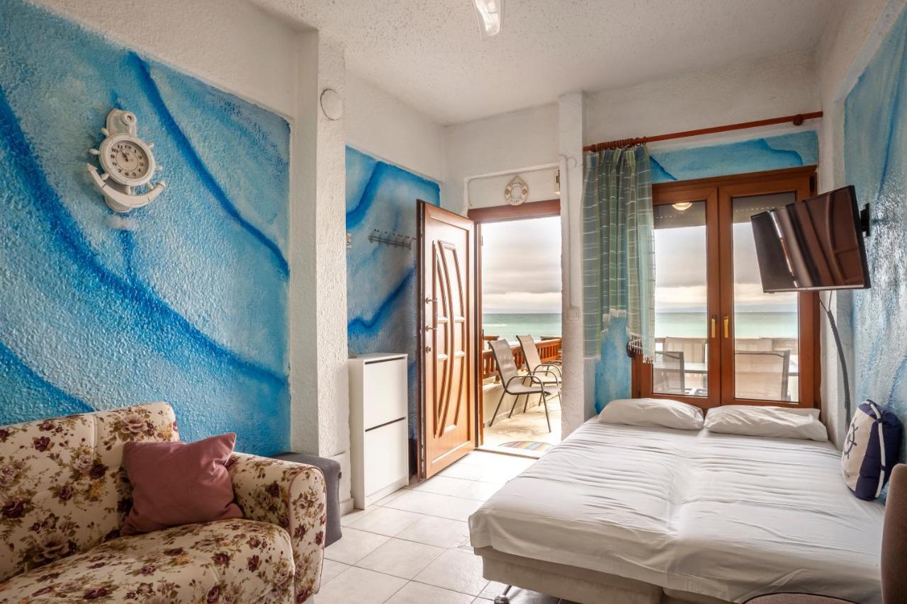Rafaella Sea View Apartments 1 페프코초리 외부 사진